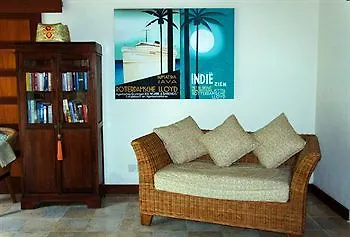 Mango Tree Hotel *