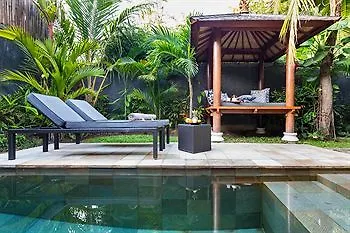 Hotel Mango Tree *